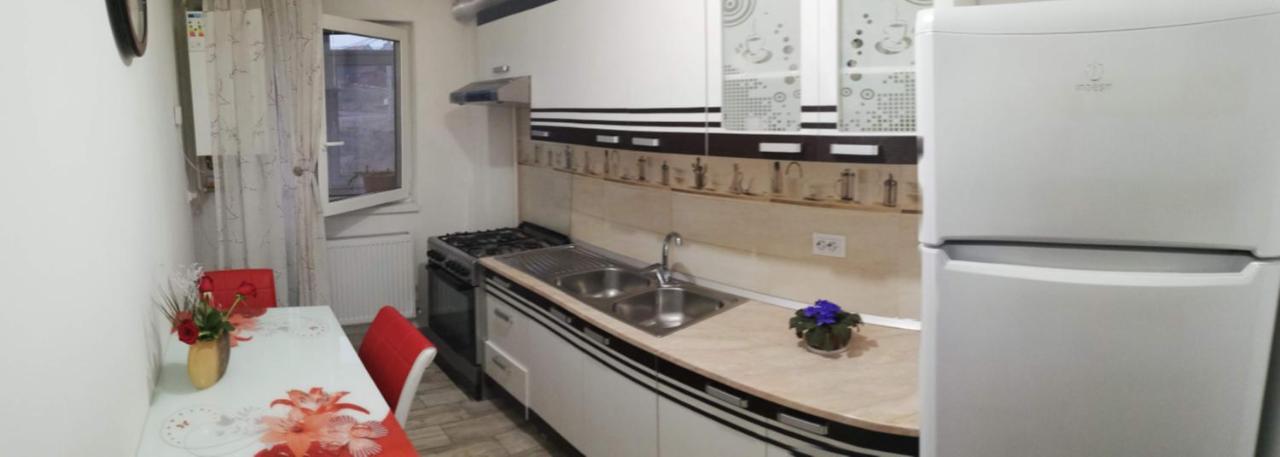Ella Doo Apartament - 15 Min De Palas Hlincea Экстерьер фото